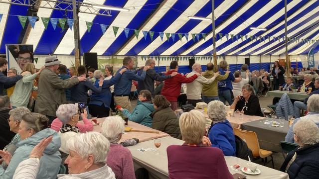De Witte Mol Feesten zetten Mol in vuur en vlam